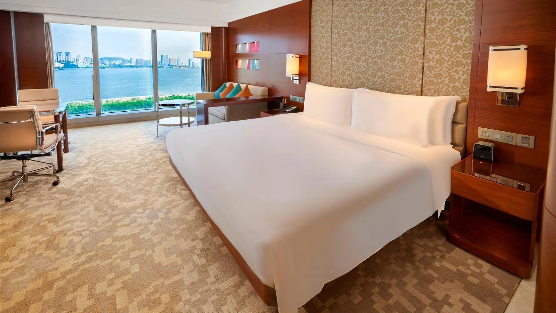 Crowne Plaza Macau By Ihg Hotel 5*,