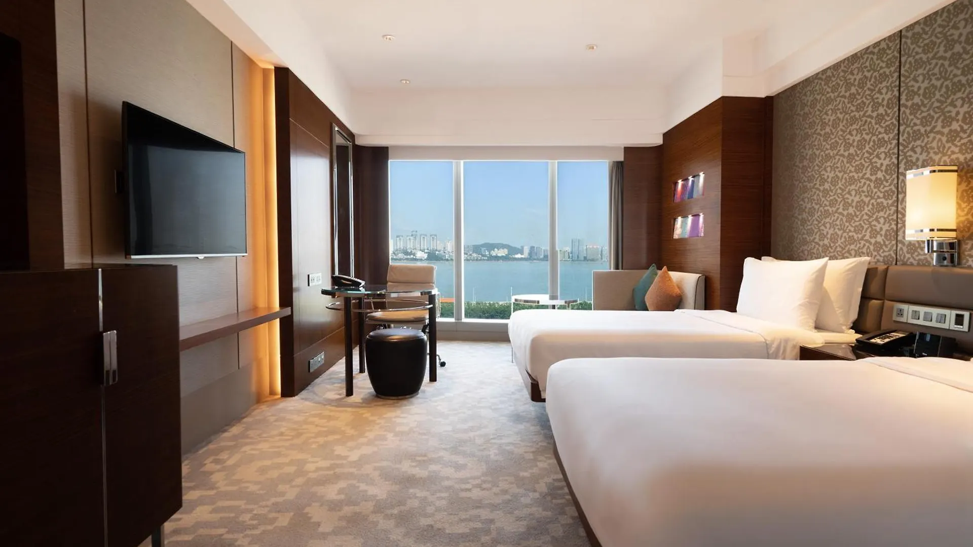 Resort Hotel Crowne Plaza Macau By Ihg